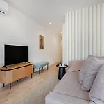 The Light Loft @ Boavista Flats Daire