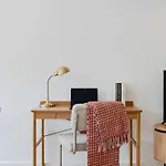 The Light Loft @ Boavista Flats