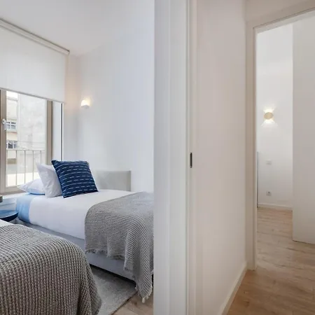 The Light Loft @ Boavista Flats *